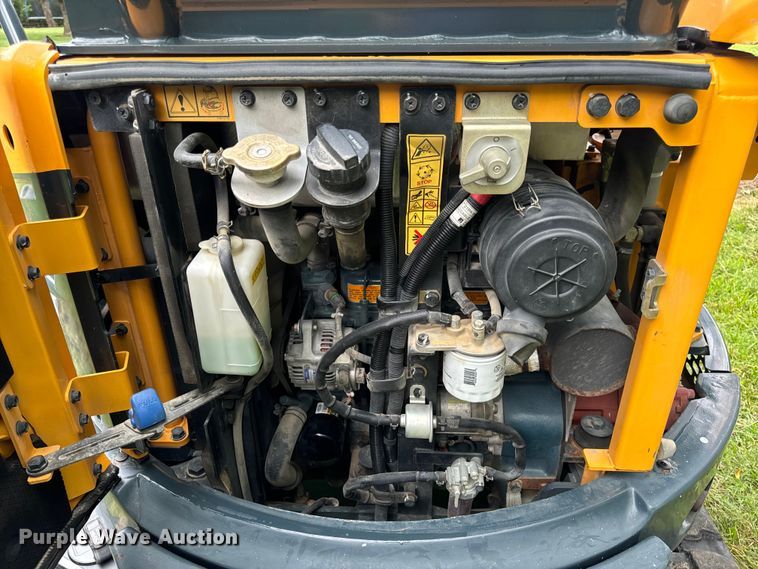 image for item OF9721 2016 Hyundai Robex 25Z-9AK mini excavator