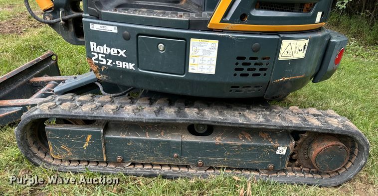 image for item OF9721 2016 Hyundai Robex 25Z-9AK mini excavator