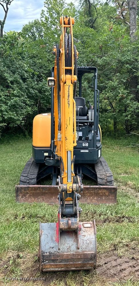 image for item OF9722 2016 Hyundai Robex 35Z-9A mini excavator