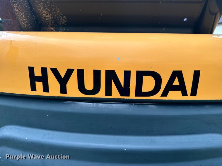 image for item OF9722 2016 Hyundai Robex 35Z-9A mini excavator