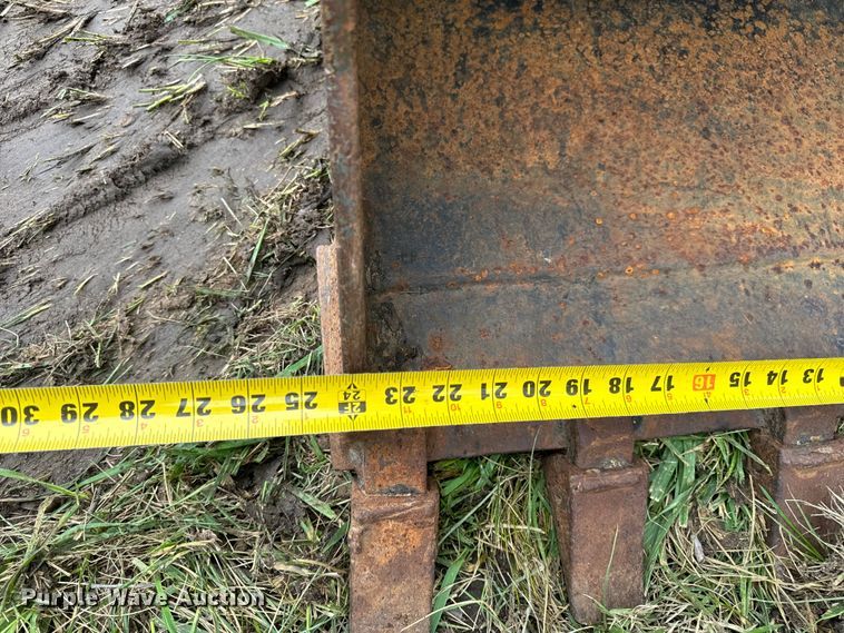 image for item OF9722 2016 Hyundai Robex 35Z-9A mini excavator