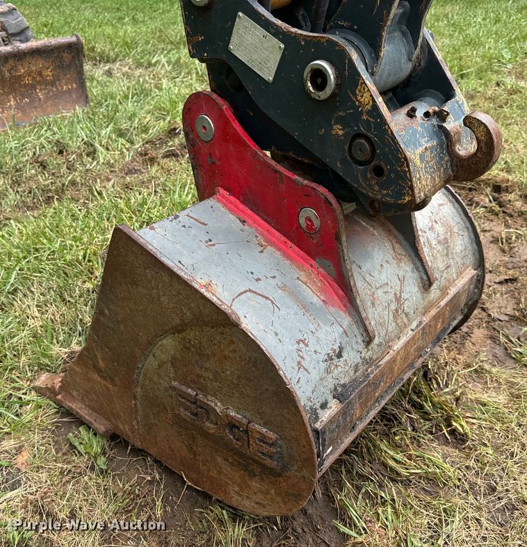 image for item OF9722 2016 Hyundai Robex 35Z-9A mini excavator