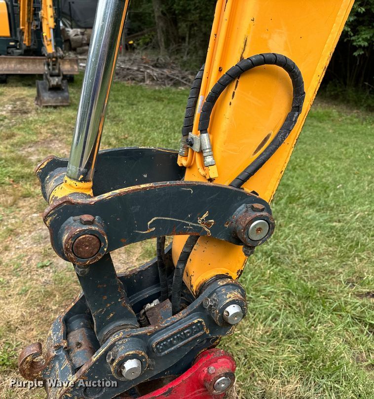 image for item OF9722 2016 Hyundai Robex 35Z-9A mini excavator