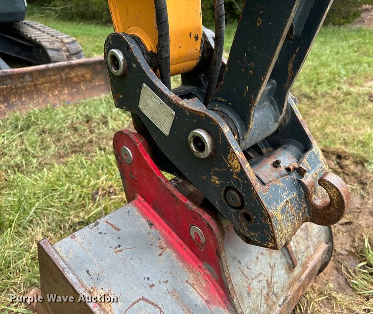 image for item OF9722 2016 Hyundai Robex 35Z-9A mini excavator