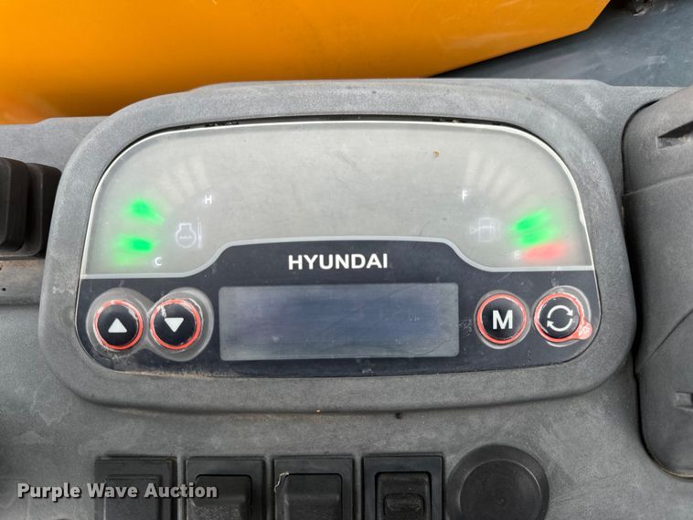 image for item OF9722 2016 Hyundai Robex 35Z-9A mini excavator