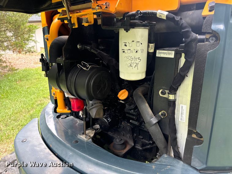 image for item OF9722 2016 Hyundai Robex 35Z-9A mini excavator