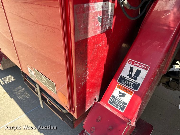 image for item OF9727 2013 International  WorkStar 7400 bucket truck