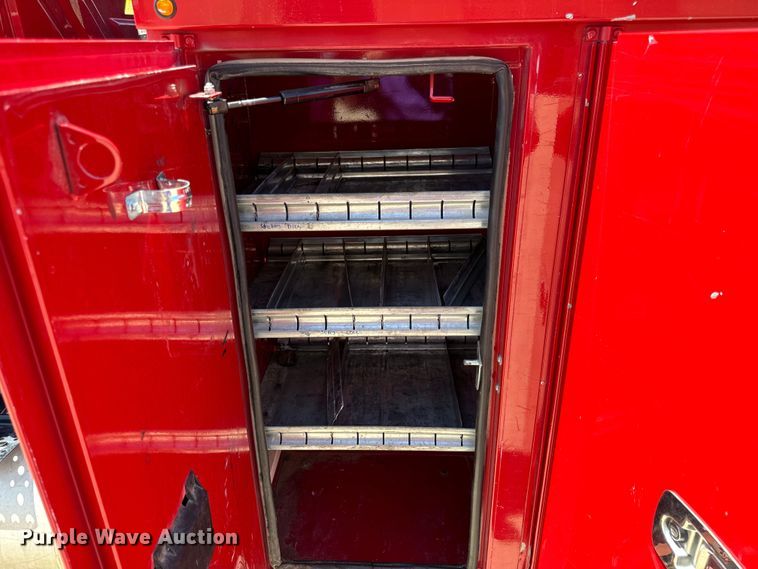 image for item OF9727 2013 International  WorkStar 7400 bucket truck