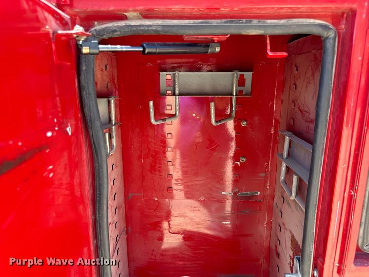 image for item OF9727 2013 International  WorkStar 7400 bucket truck