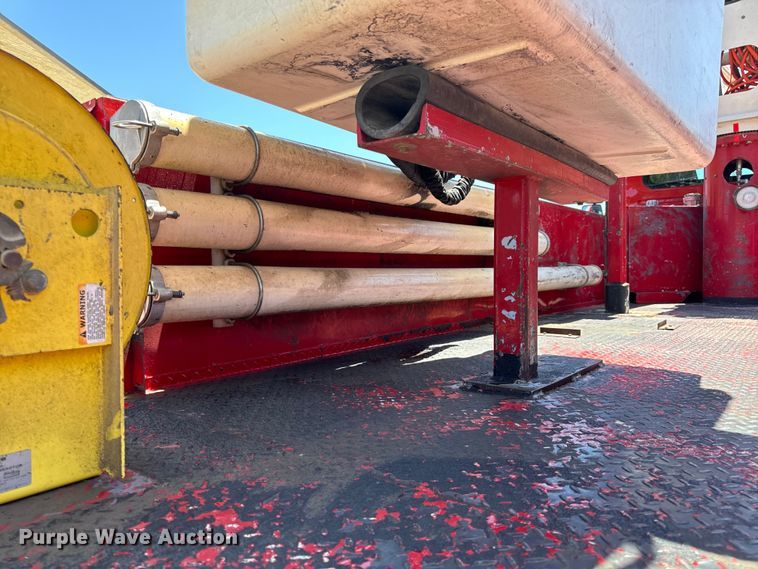 image for item OF9727 2013 International  WorkStar 7400 bucket truck