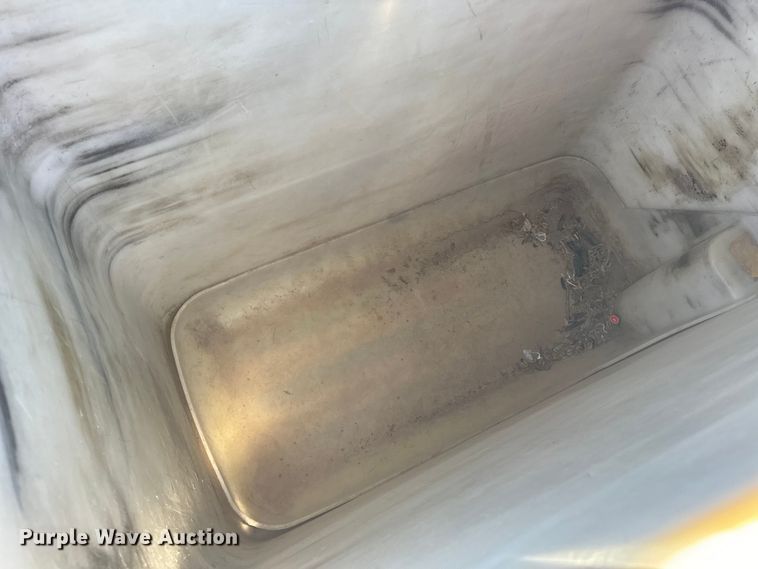 image for item OF9727 2013 International  WorkStar 7400 bucket truck