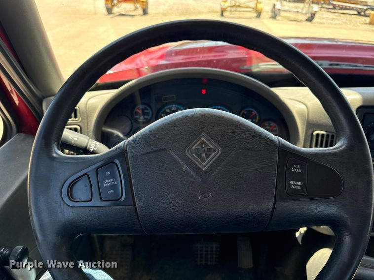 image for item OF9727 2013 International  WorkStar 7400 bucket truck