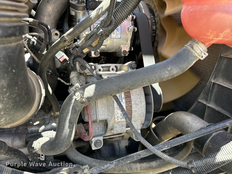 image for item OF9727 2013 International  WorkStar 7400 bucket truck