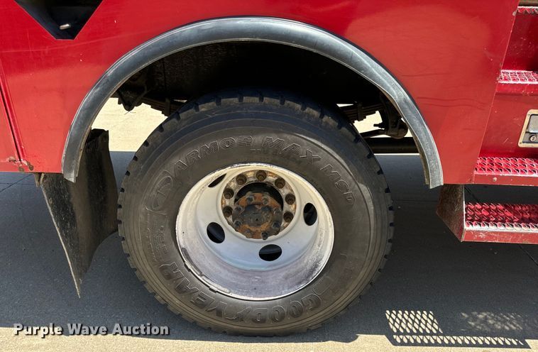 image for item OF9727 2013 International  WorkStar 7400 bucket truck