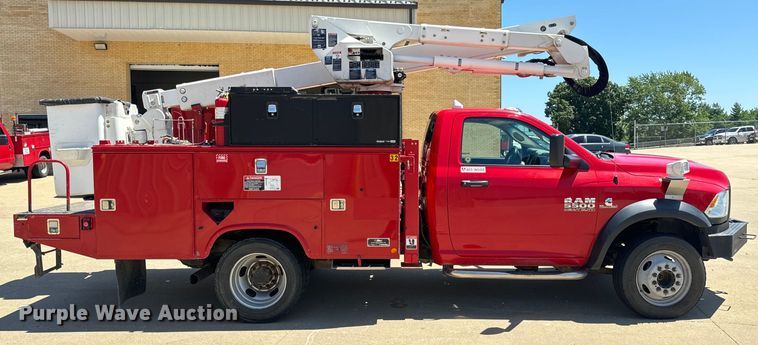 image for item OF9728 2015 Dodge Ram 5500HD bucket truck