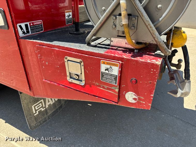 image for item OF9728 2015 Dodge Ram 5500HD bucket truck