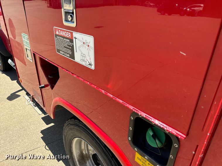 image for item OF9728 2015 Dodge Ram 5500HD bucket truck