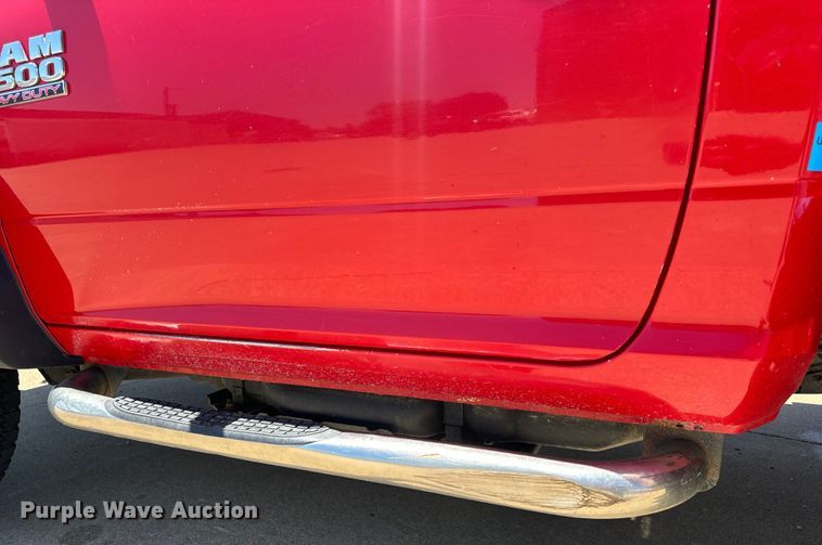 image for item OF9728 2015 Dodge Ram 5500HD bucket truck