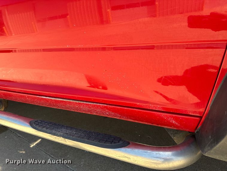 image for item OF9728 2015 Dodge Ram 5500HD bucket truck