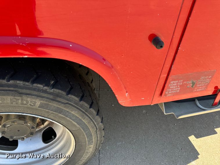 image for item OF9728 2015 Dodge Ram 5500HD bucket truck