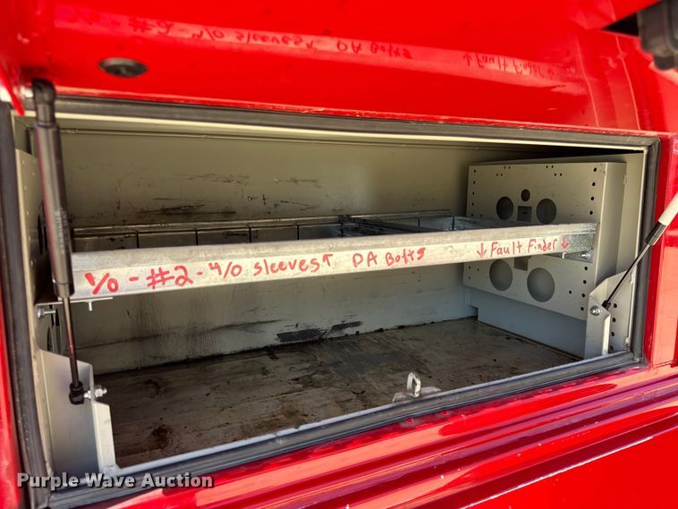 image for item OF9728 2015 Dodge Ram 5500HD bucket truck