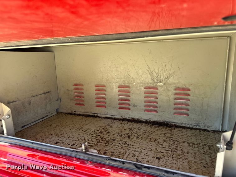 image for item OF9728 2015 Dodge Ram 5500HD bucket truck