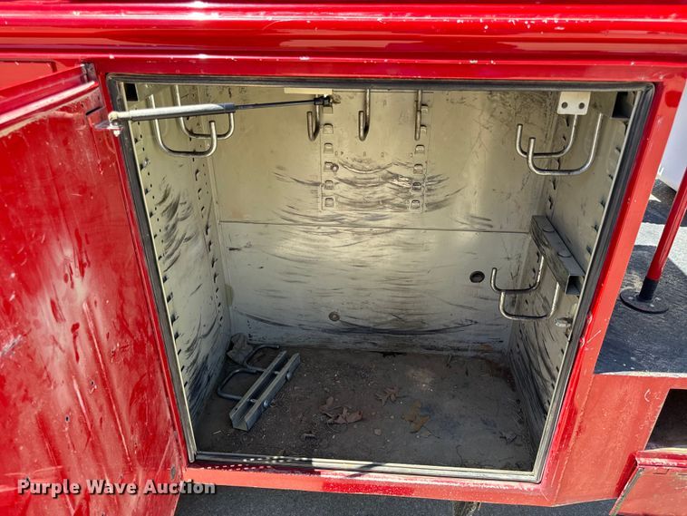 image for item OF9728 2015 Dodge Ram 5500HD bucket truck