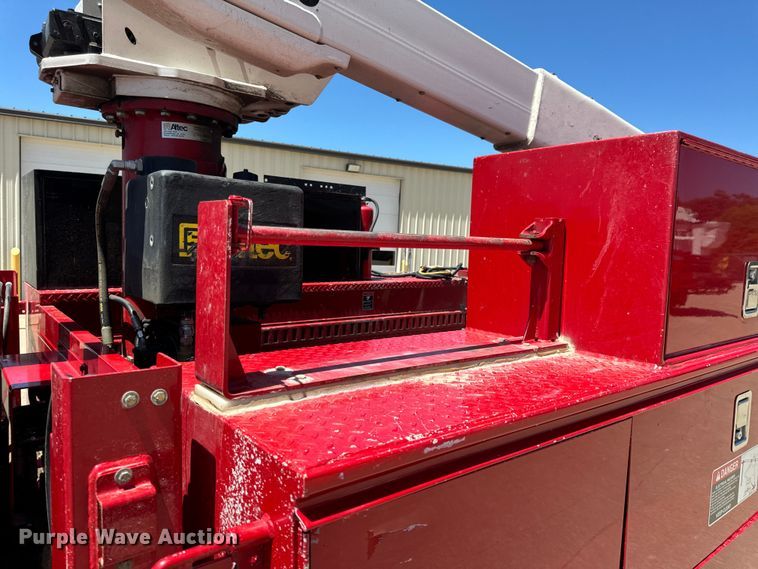 image for item OF9728 2015 Dodge Ram 5500HD bucket truck