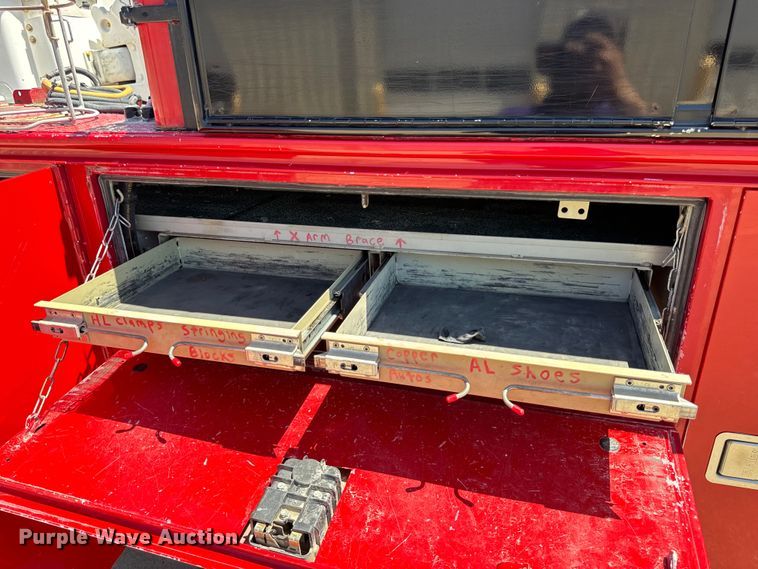 image for item OF9728 2015 Dodge Ram 5500HD bucket truck