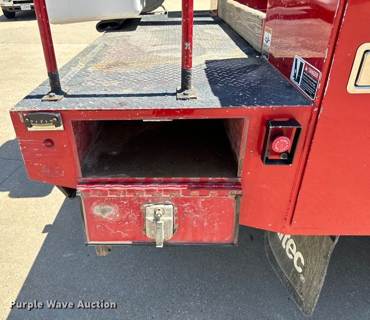 image for item OF9728 2015 Dodge Ram 5500HD bucket truck