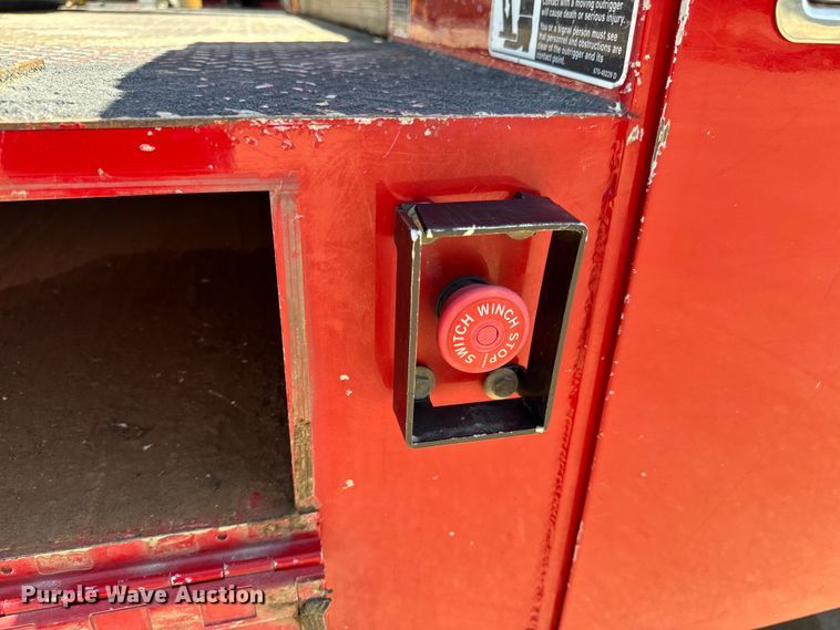 image for item OF9728 2015 Dodge Ram 5500HD bucket truck