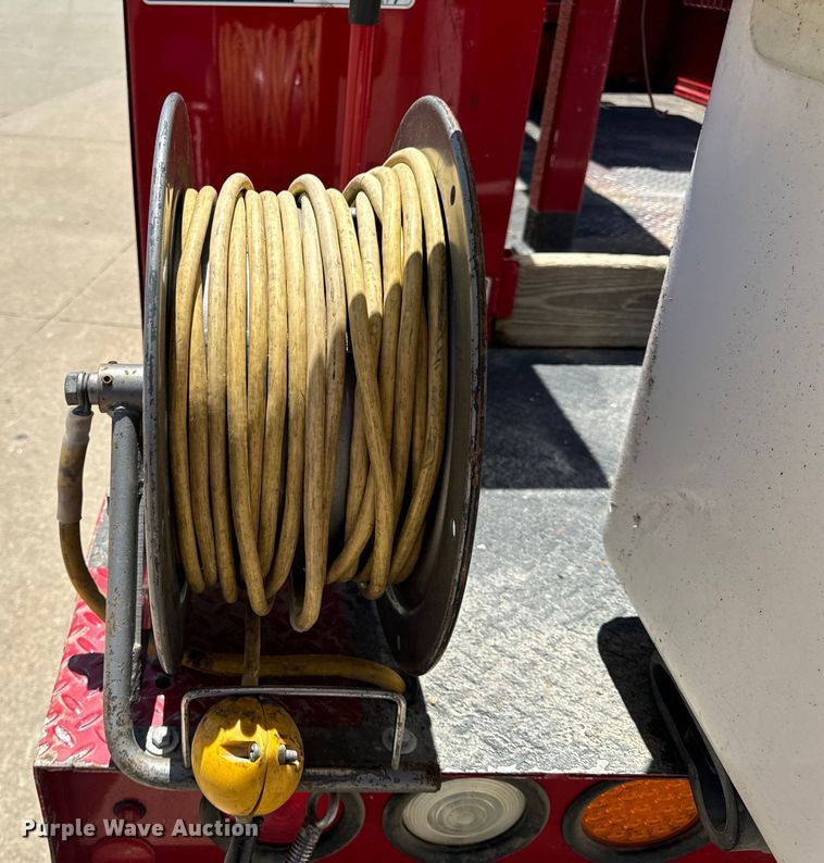 image for item OF9728 2015 Dodge Ram 5500HD bucket truck