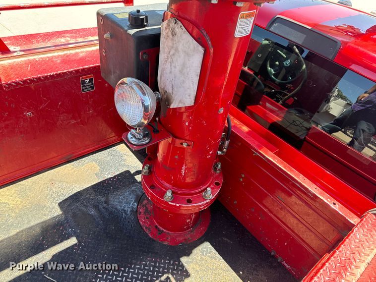 image for item OF9728 2015 Dodge Ram 5500HD bucket truck