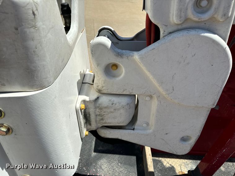 image for item OF9728 2015 Dodge Ram 5500HD bucket truck