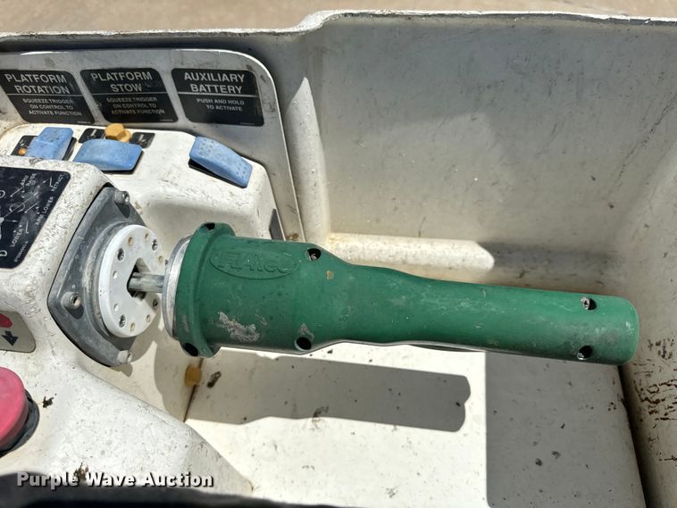 image for item OF9728 2015 Dodge Ram 5500HD bucket truck