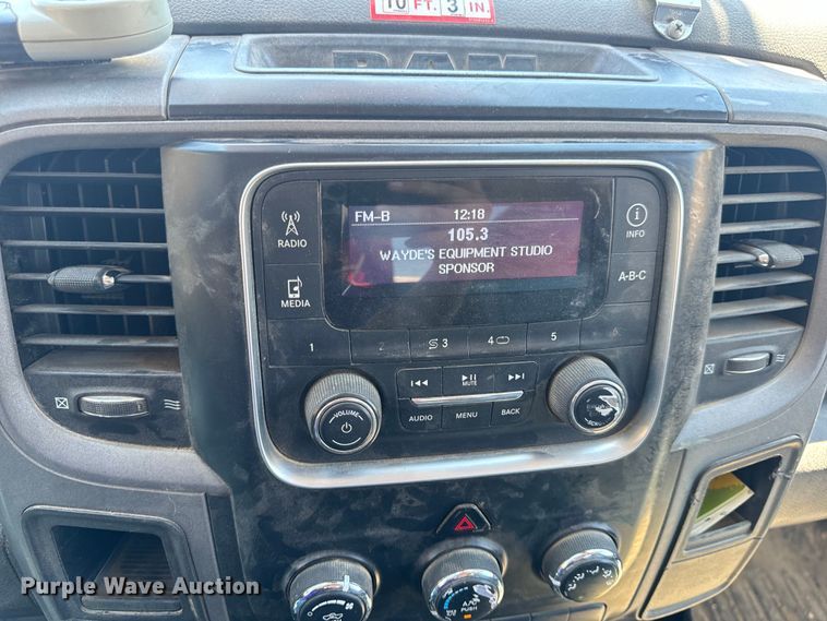 image for item OF9728 2015 Dodge Ram 5500HD bucket truck