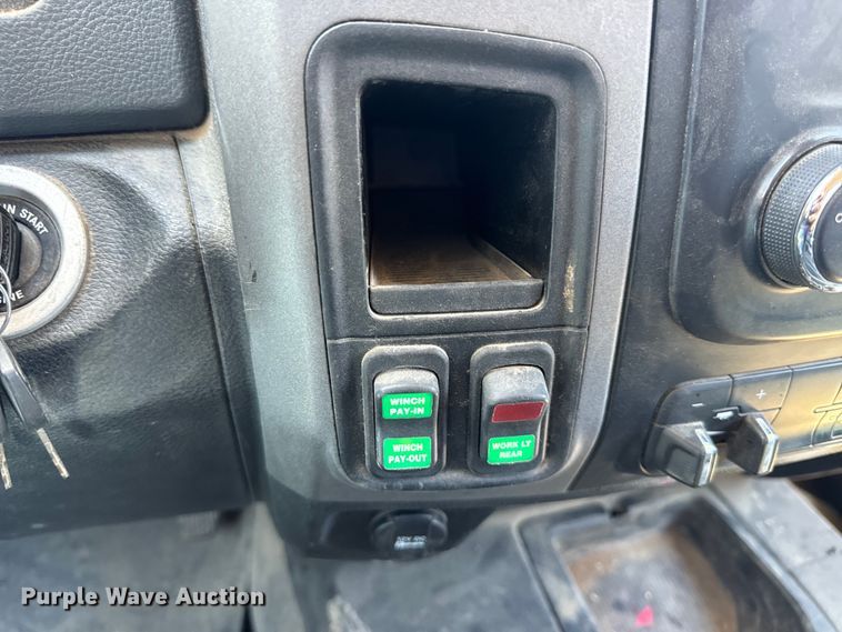 image for item OF9728 2015 Dodge Ram 5500HD bucket truck