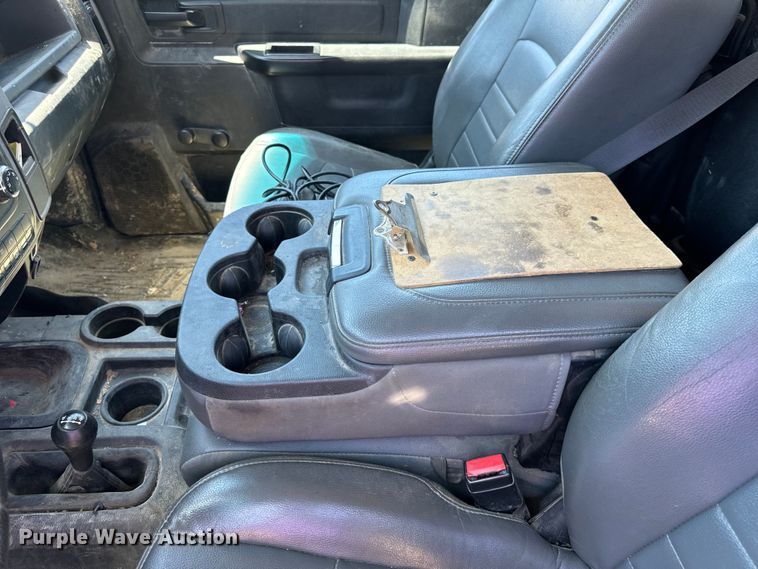 image for item OF9728 2015 Dodge Ram 5500HD bucket truck