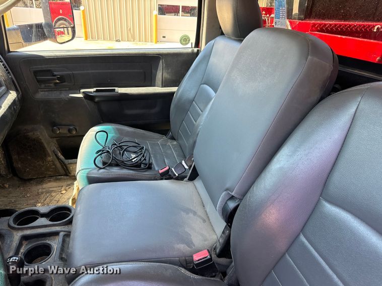 image for item OF9728 2015 Dodge Ram 5500HD bucket truck