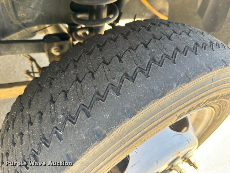 image for item OF9728 2015 Dodge Ram 5500HD bucket truck