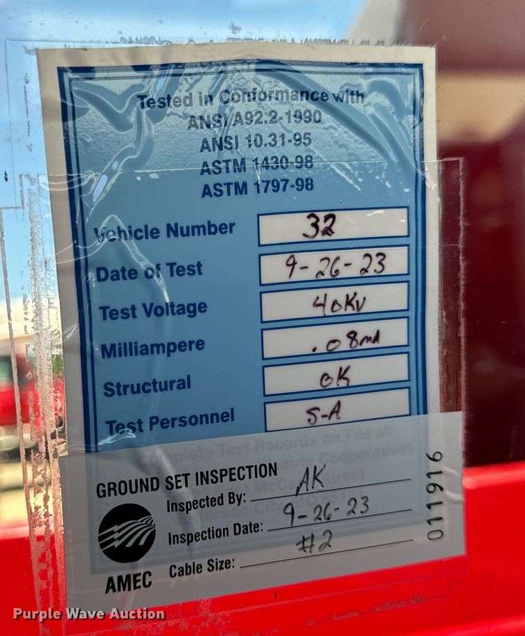 image for item OF9728 2015 Dodge Ram 5500HD bucket truck