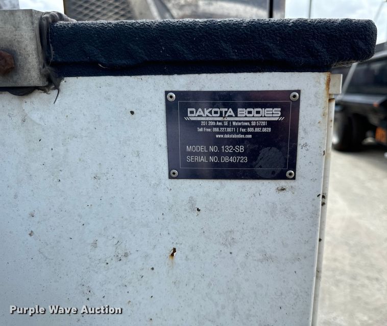 image for item OG9561 2019 Ford  F550 bucket truck