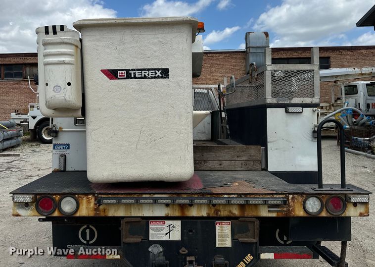 image for item OG9561 2019 Ford  F550 bucket truck