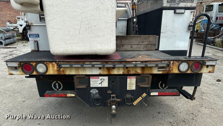 image for item OG9561 2019 Ford  F550 bucket truck
