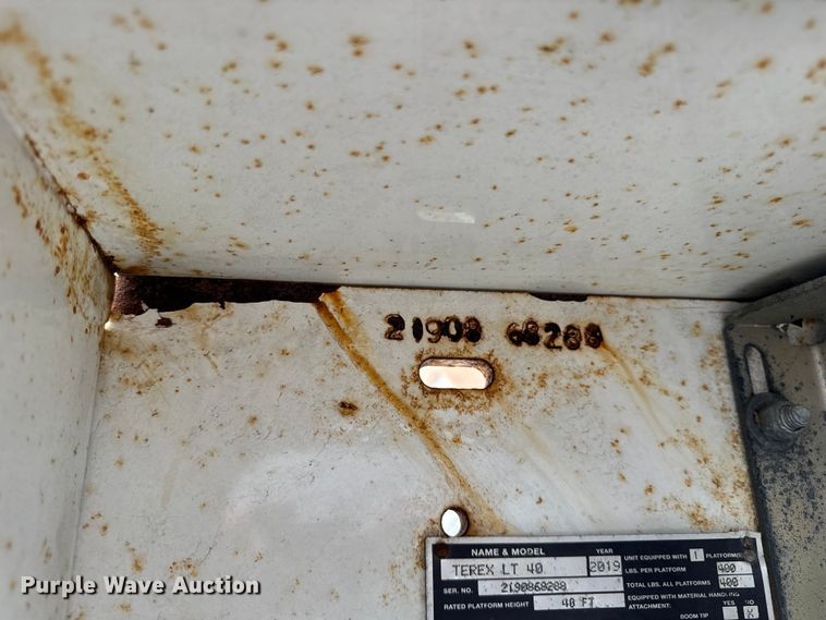 image for item OG9561 2019 Ford  F550 bucket truck