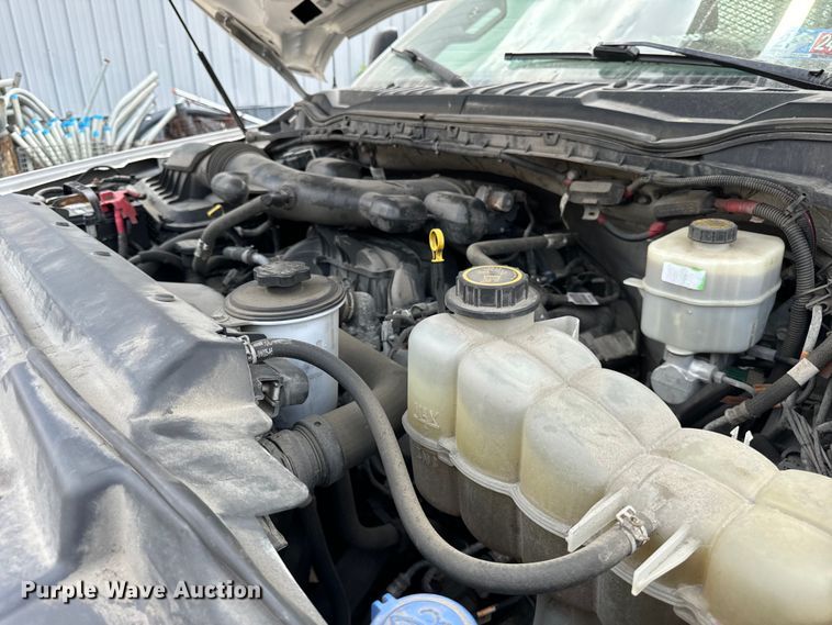 image for item OG9561 2019 Ford  F550 bucket truck