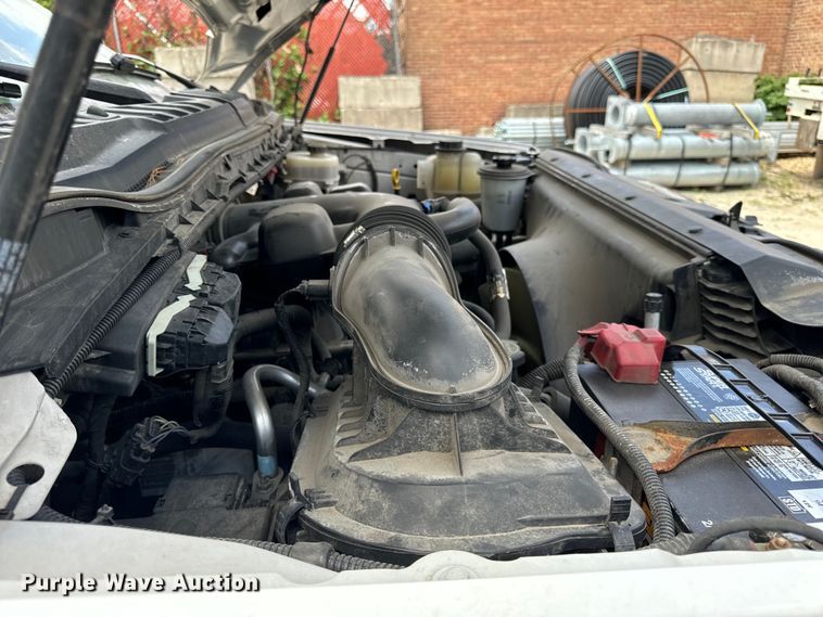 image for item OG9561 2019 Ford  F550 bucket truck