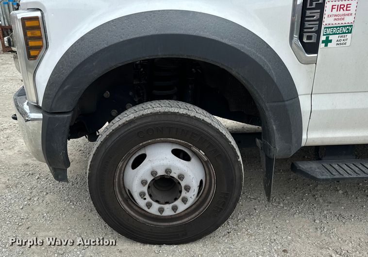 image for item OG9561 2019 Ford  F550 bucket truck