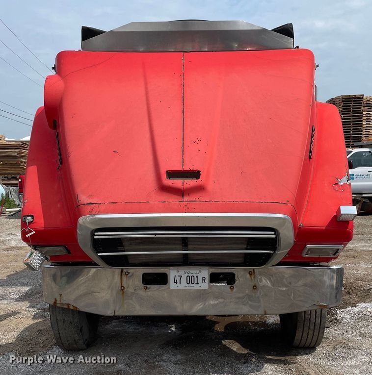 image for item OG9948 1994 Ford  L8000 dump truck