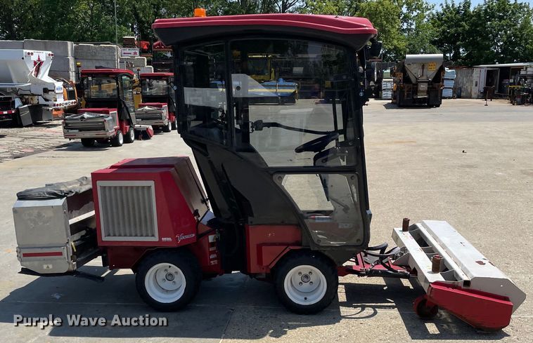 image for item OH9022 Ventrac  3400Y municipal tractor